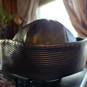 Vintage Kokin NYC Black Leather packable Hat